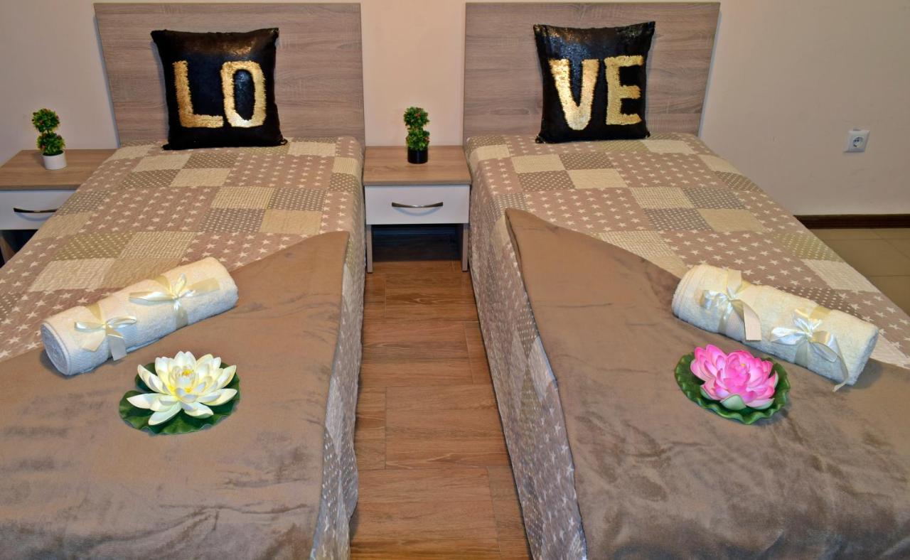 Flora Beach Apartaments بورغاس المظهر الخارجي الصورة