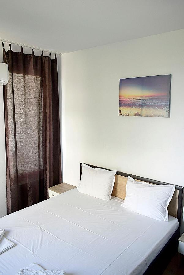 Flora Beach Apartaments بورغاس المظهر الخارجي الصورة