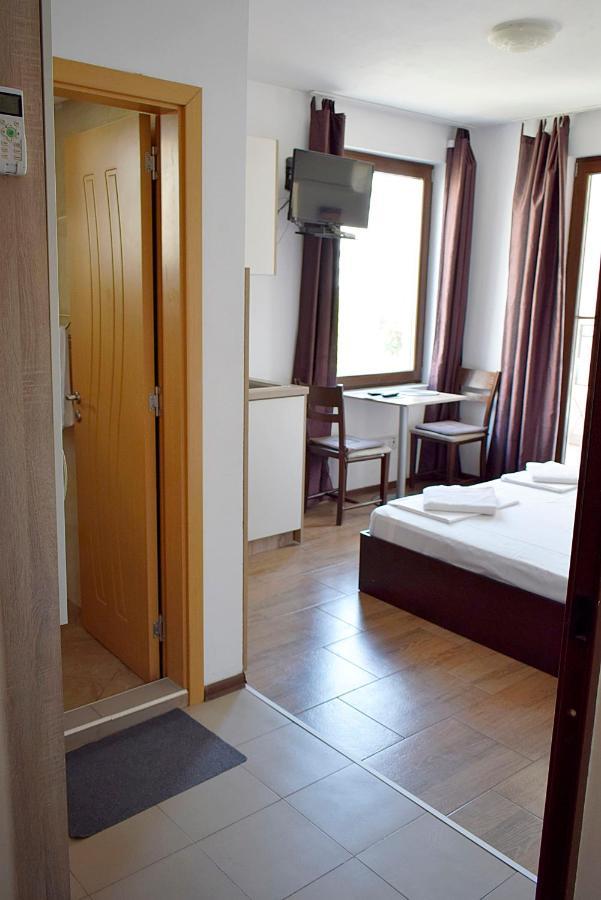 Flora Beach Apartaments بورغاس المظهر الخارجي الصورة
