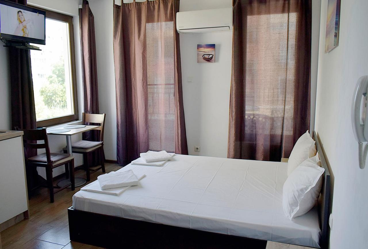 Flora Beach Apartaments بورغاس المظهر الخارجي الصورة