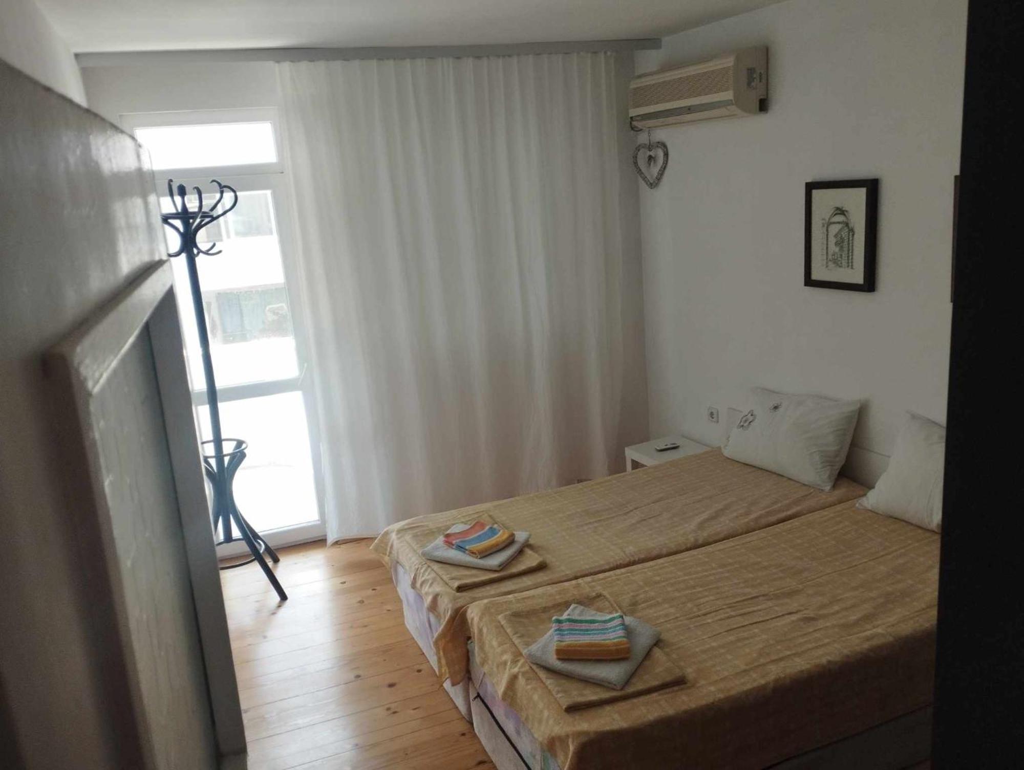 Flora Beach Apartaments بورغاس المظهر الخارجي الصورة