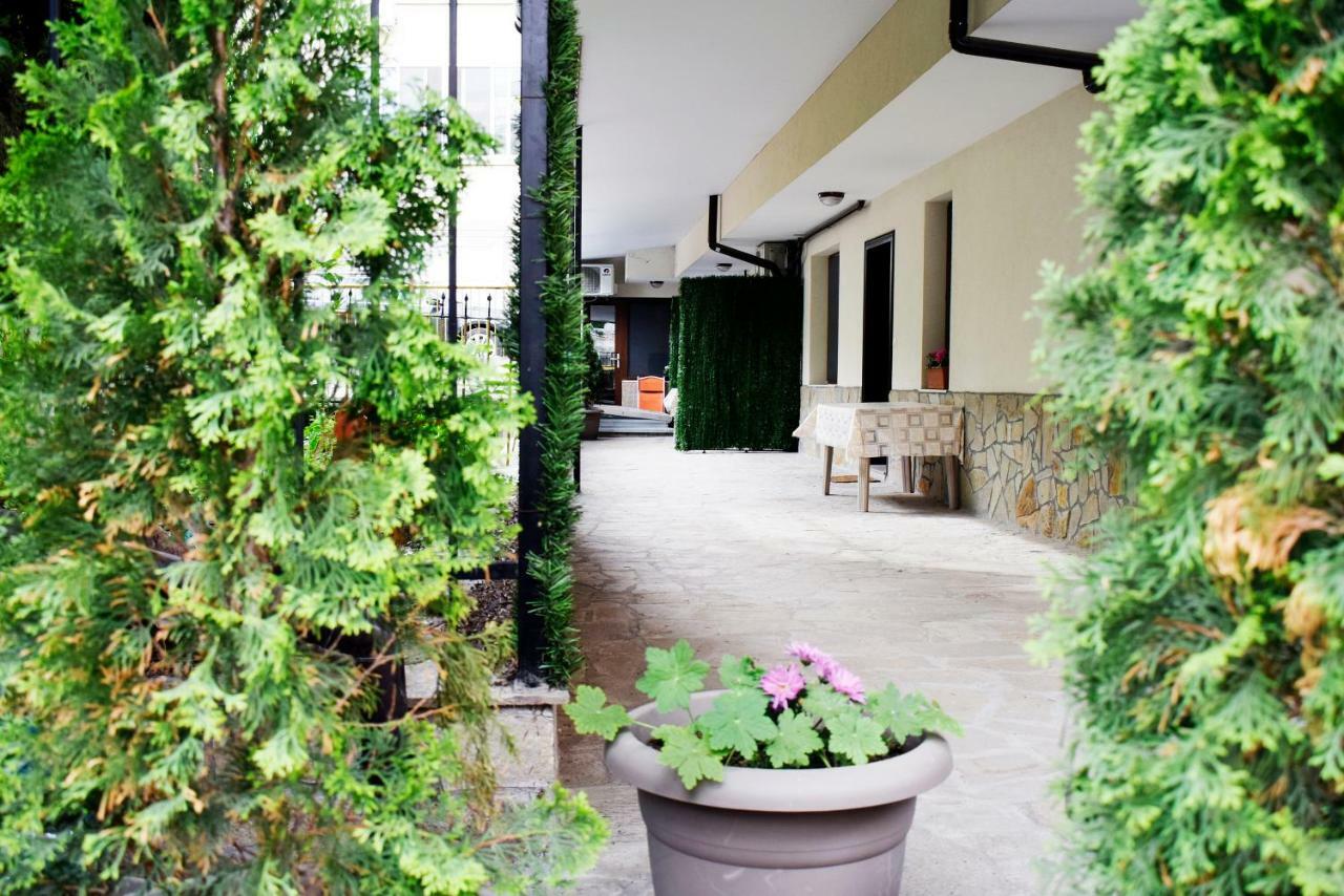 Flora Beach Apartaments بورغاس المظهر الخارجي الصورة